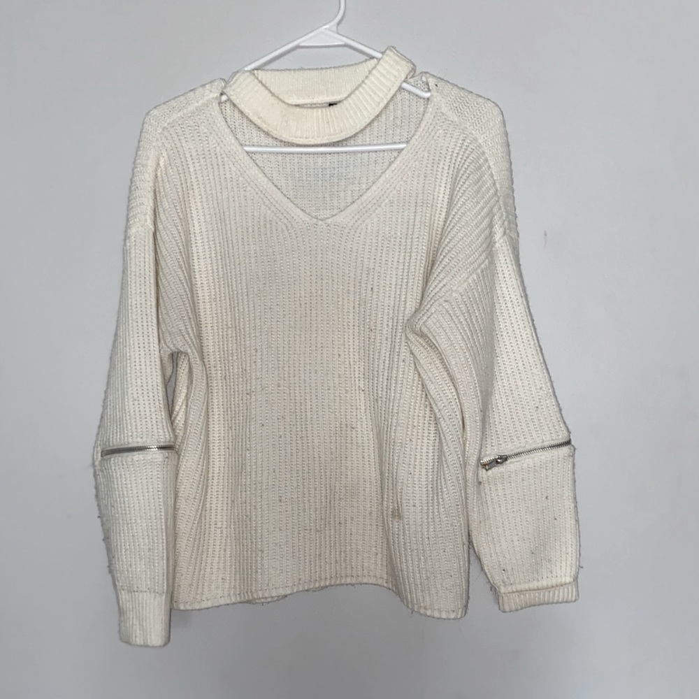 Off white choker sweater with zipper accent